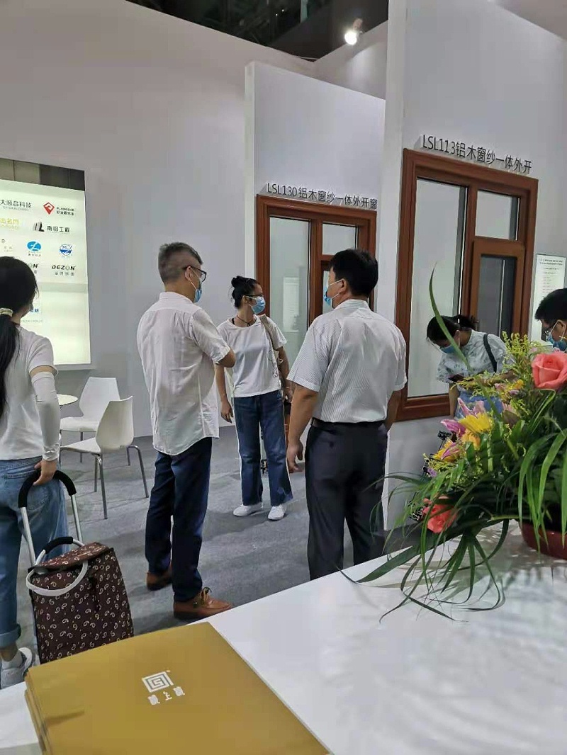 2021廣州建博會 | 樓上樓健康鋁木系統(tǒng)門窗精彩回顧！